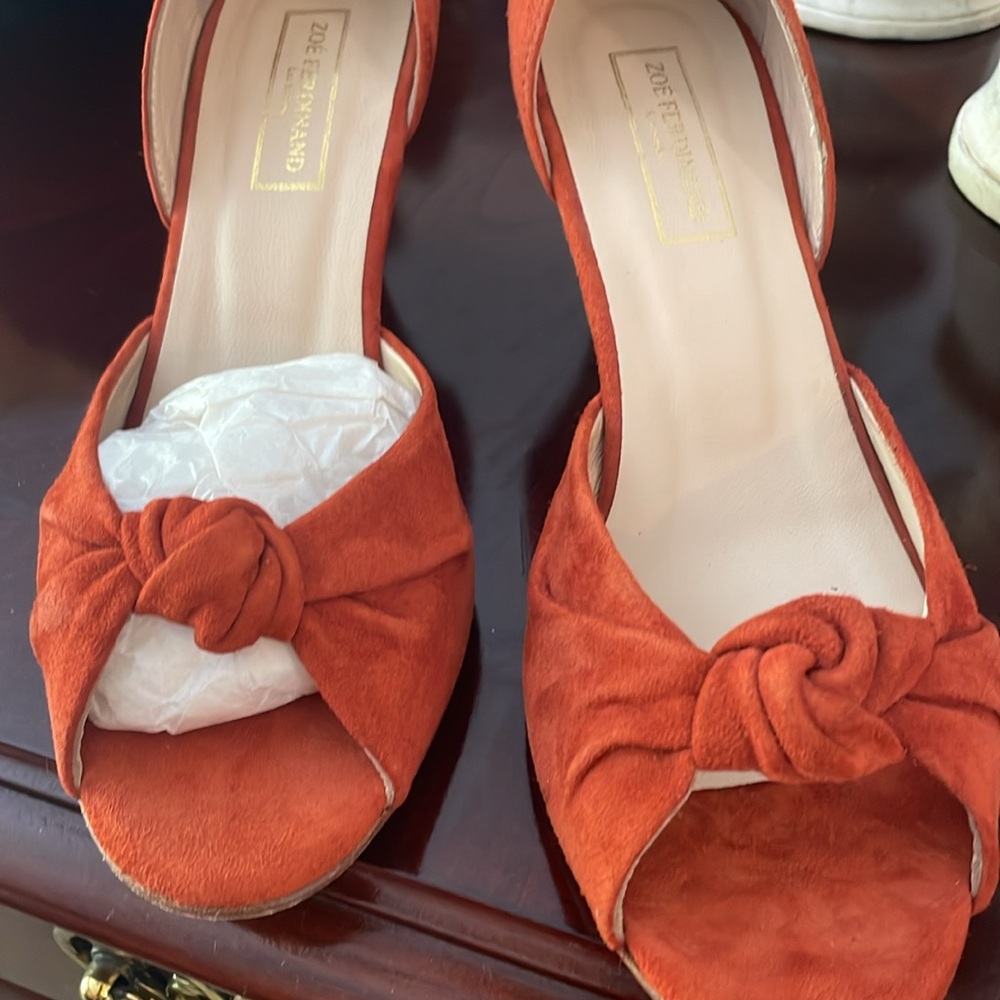 Zoe’ Ferdinand women’s suede heel